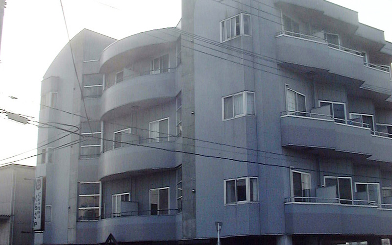 ウエストパレス